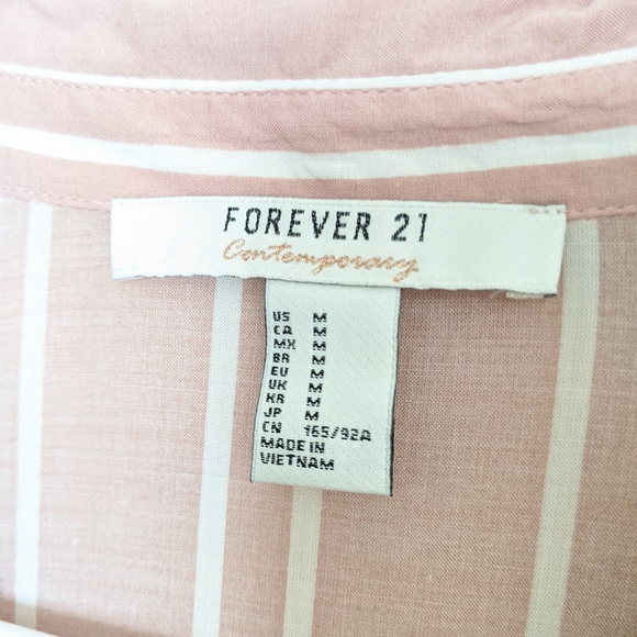 F21 Contemporary Button Down - Picture 3 of 8